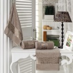 jakarlı kadife banyo takımı